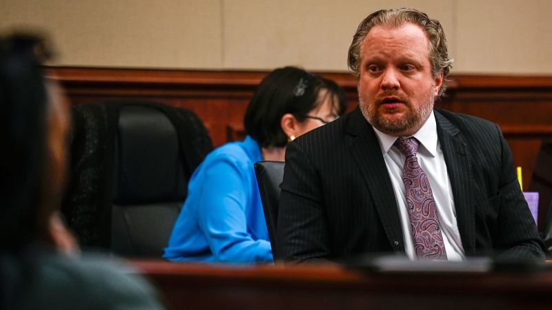 Live updates: Dentist James Craig awaits verdict in trial for poisoning wife with protein shakes – CNN